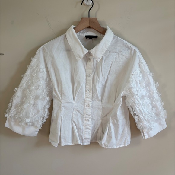 Gracia Tops - Gracia White 3D Floral Applique Mesh Sleeve Button Down Blouse Size M